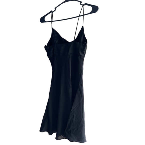 Vintage Zum Zum by Nicki Livas Woman’s Embroidered Lined Mini Dress - Picture 5 of 12